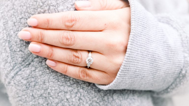 Affordable moissanite engagement rings: Guide to buying the perfect one